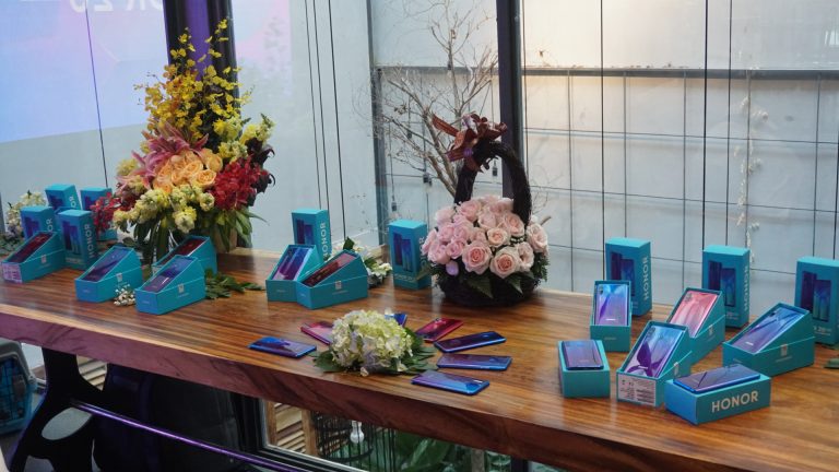 HONOR 20 LITE ra mắt, giá 5.99 triệu đồng