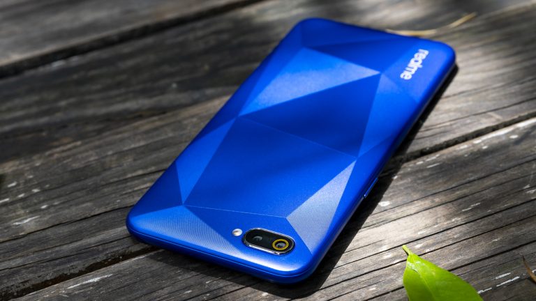 Realme C2 giá từ 3 triệu đồng, lên kệ ngày 1/6