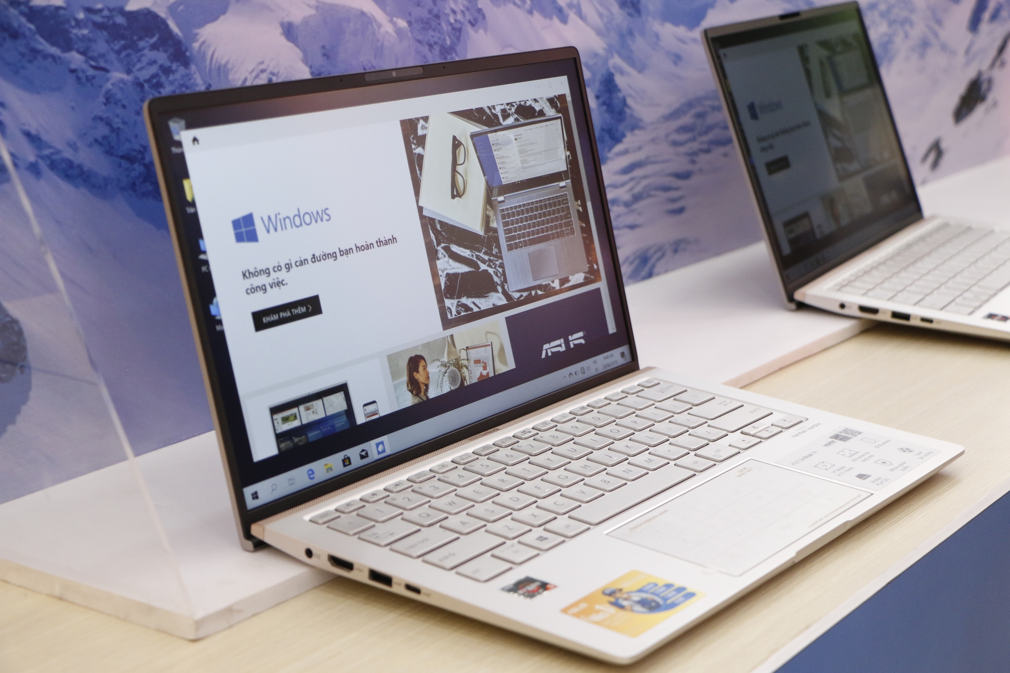 Bộ đôi laptop Ultrabook ASUS ZenBook UM433 và ZenBook Flip 14 UM462 mở bán độc quyền tại FPT Shop, giá 20,99 triệu đồng 4