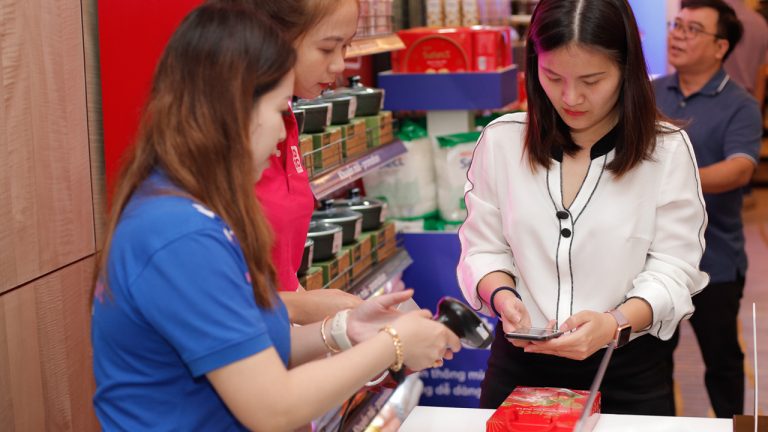 Muốn thúc đẩy giao dịch không tiền mặt phát triển phải đảm bảo được an toàn thanh toán!