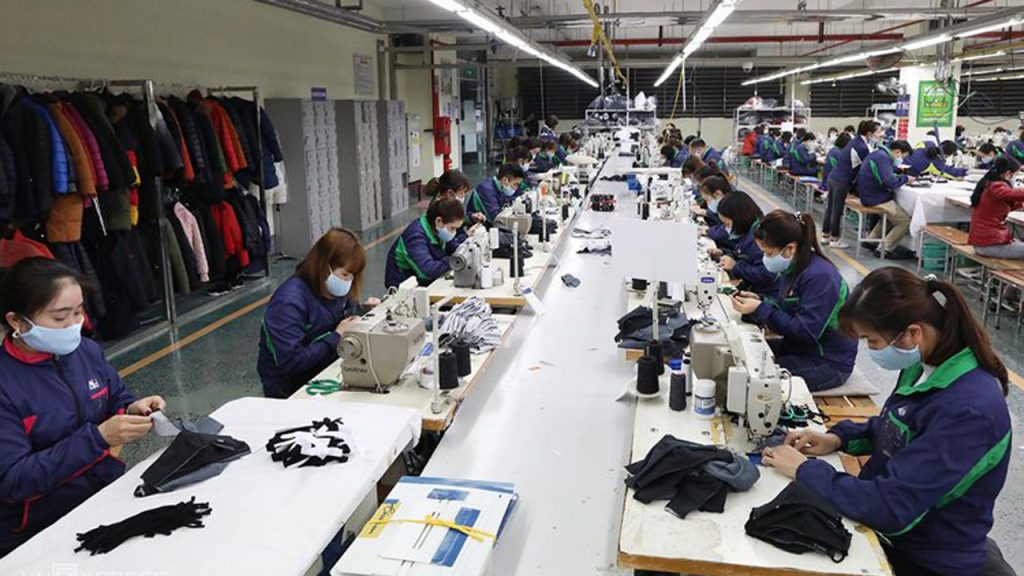 Khẩu trang vải dệt thoi kháng nước chuẩn bị tung ra thị trường