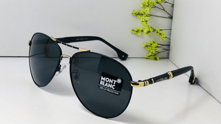 Kính Montblanc “hạ gục” quý ông