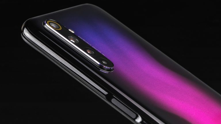 Realme 6 Pro lên kệ giá 7,99 triệu đồng