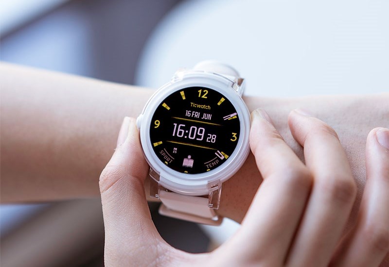 Top 7 đồng hồ thông minh giá rẻ đáng mua nhất 90