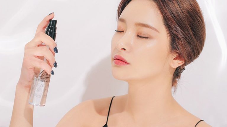 Xịt khoáng: Những điều chị em cần biết