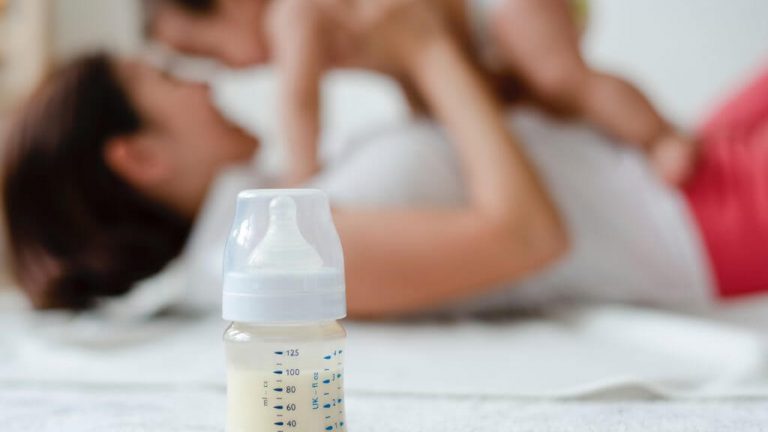 Sữa công thức cho trẻ sơ sinh có những loại nào?