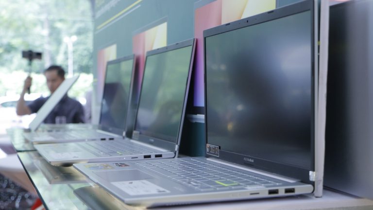 ASUS VivoBook 14 mở bán, giá từ 15.49 triệu kèm hàng loạt ưu đãi