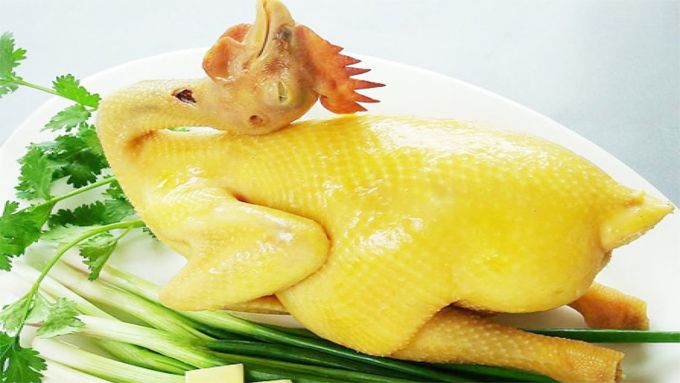 Cách luộc gà không bị nứt da 1