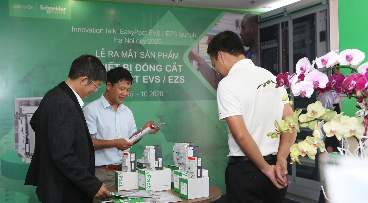 Schneider Electric giới thiệu bộ giải pháp EasyPact, giúp tối ưu hóa hệ thống thiết bị và các giải pháp điện áp hạ thế 1