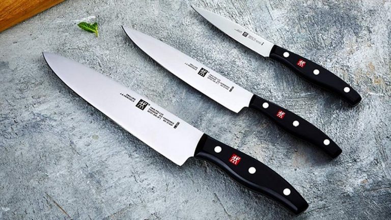 Mẹo phân biệt dao bếp Zwilling thật – giả cực đơn giản