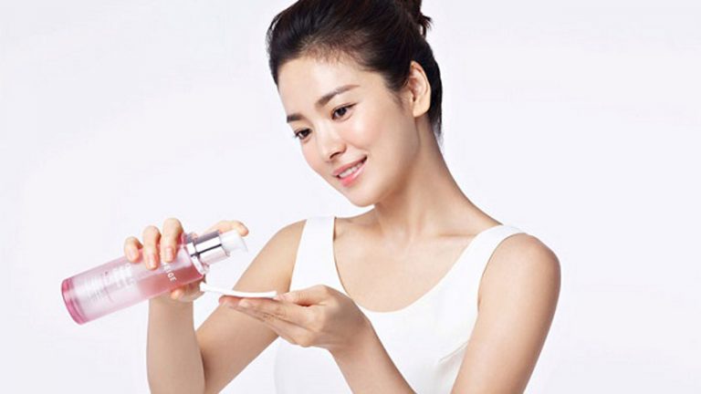 Toner và lotion là gì? Có nên dùng cả toner và lotion?