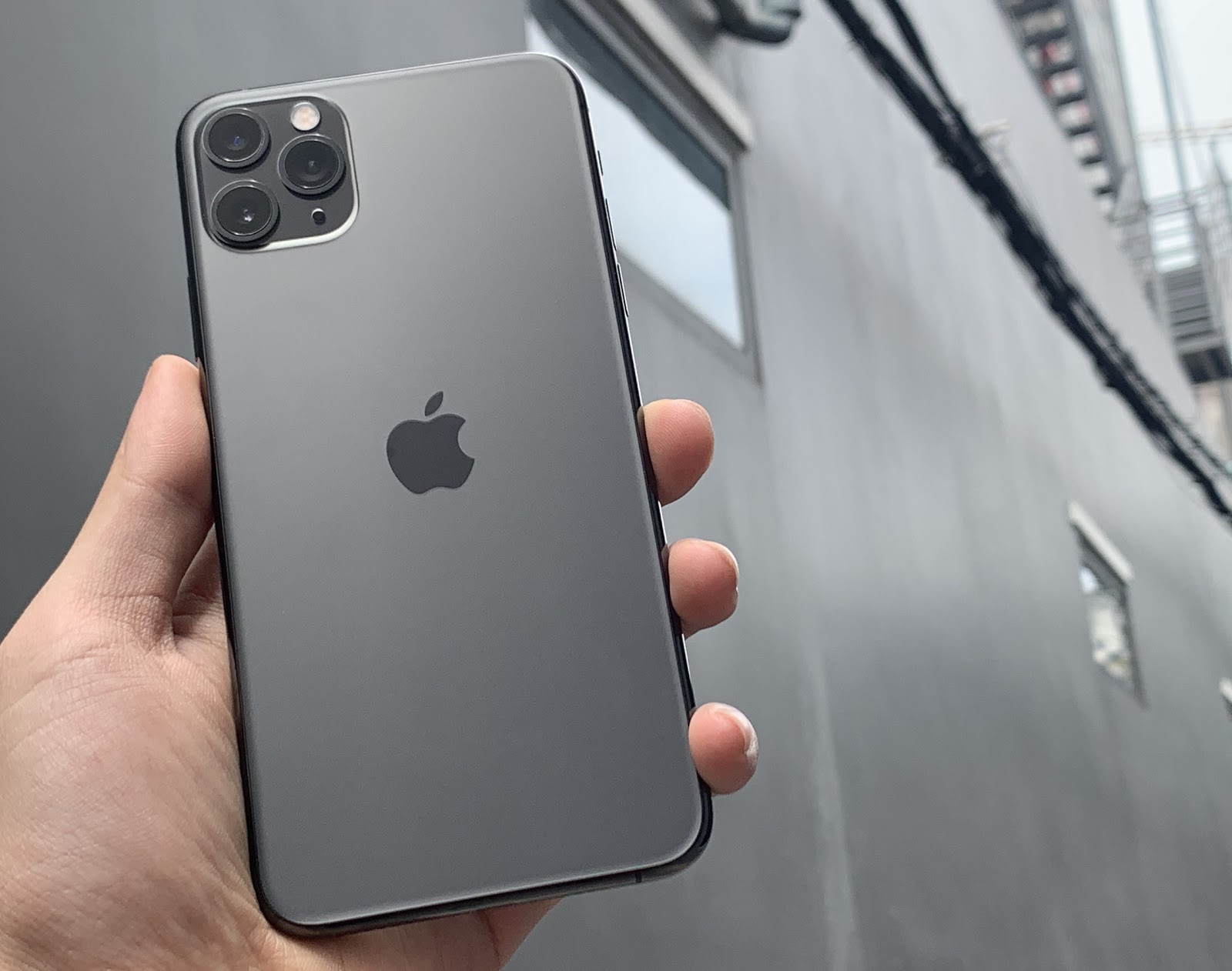 Giá iPhone cũ ra sao khi iPhone 12 ra mắt? 1