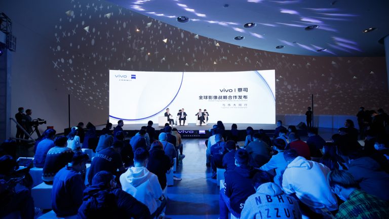 Công nghệ ống kính nhiếp ảnh hợp tác giữa vivo và ZEISS sẽ xuất hiện trên vivo X60