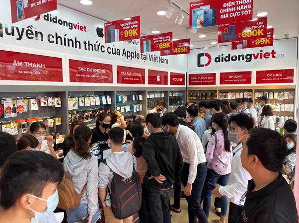 Khai trương cửa hàng Di Động Việt tại 626 Lê Quang Định, Gò Vấp 1