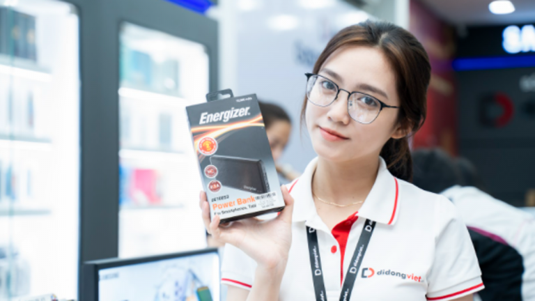 1000 suất mua pin dự phòng Energizer 10.000mAh UE10053 giảm 55%, còn 245 ngàn đồng