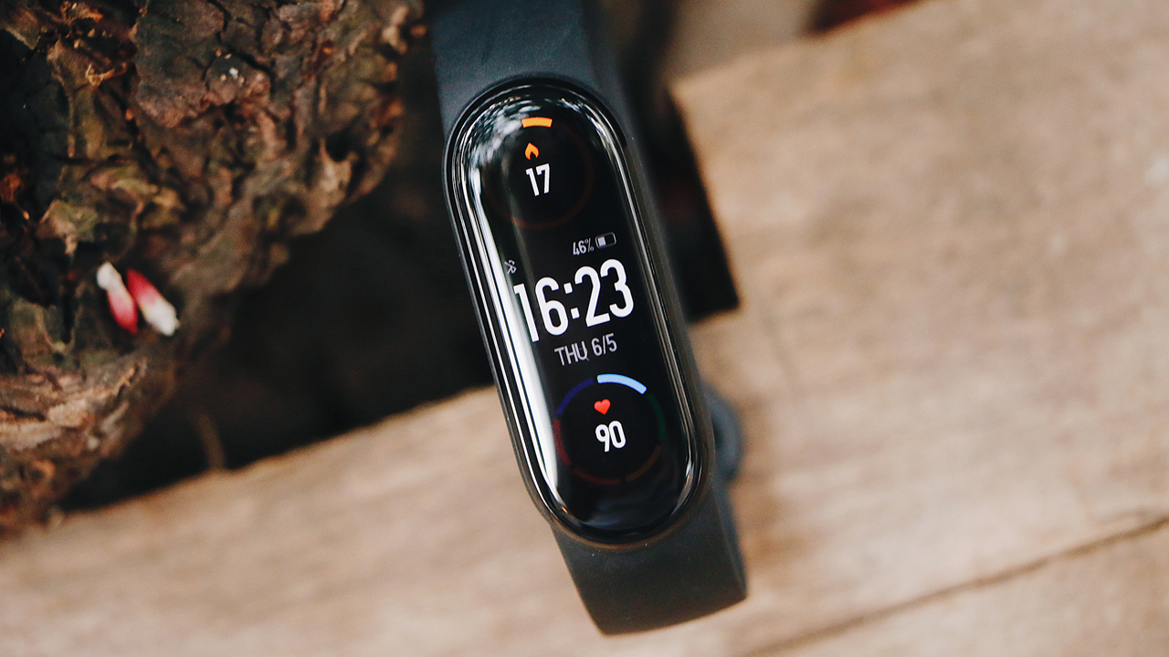 Đặt trước Mi Smart Band 6 tại FPT Shop, khách được tặng cân Mi Smart Scale 2 trị giá 390 nghìn đồng 3