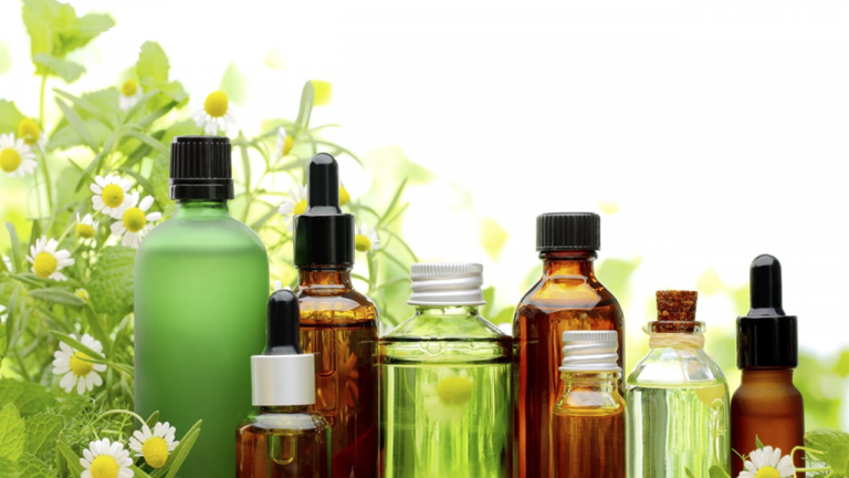 Mẹo chọn và sử dụng hiệu quả các loại tinh dầu
