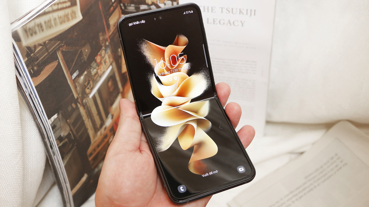 Di Động Việt tặng 10 triệu đồng cho khách đặt hàng Galaxy Z Fold3|Z Flip3 13