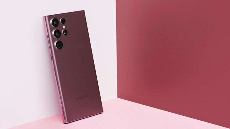 Mở bán ngày 4/3, Galaxy S22 series có giá bán khởi điểm từ 21.99 triệu đồng