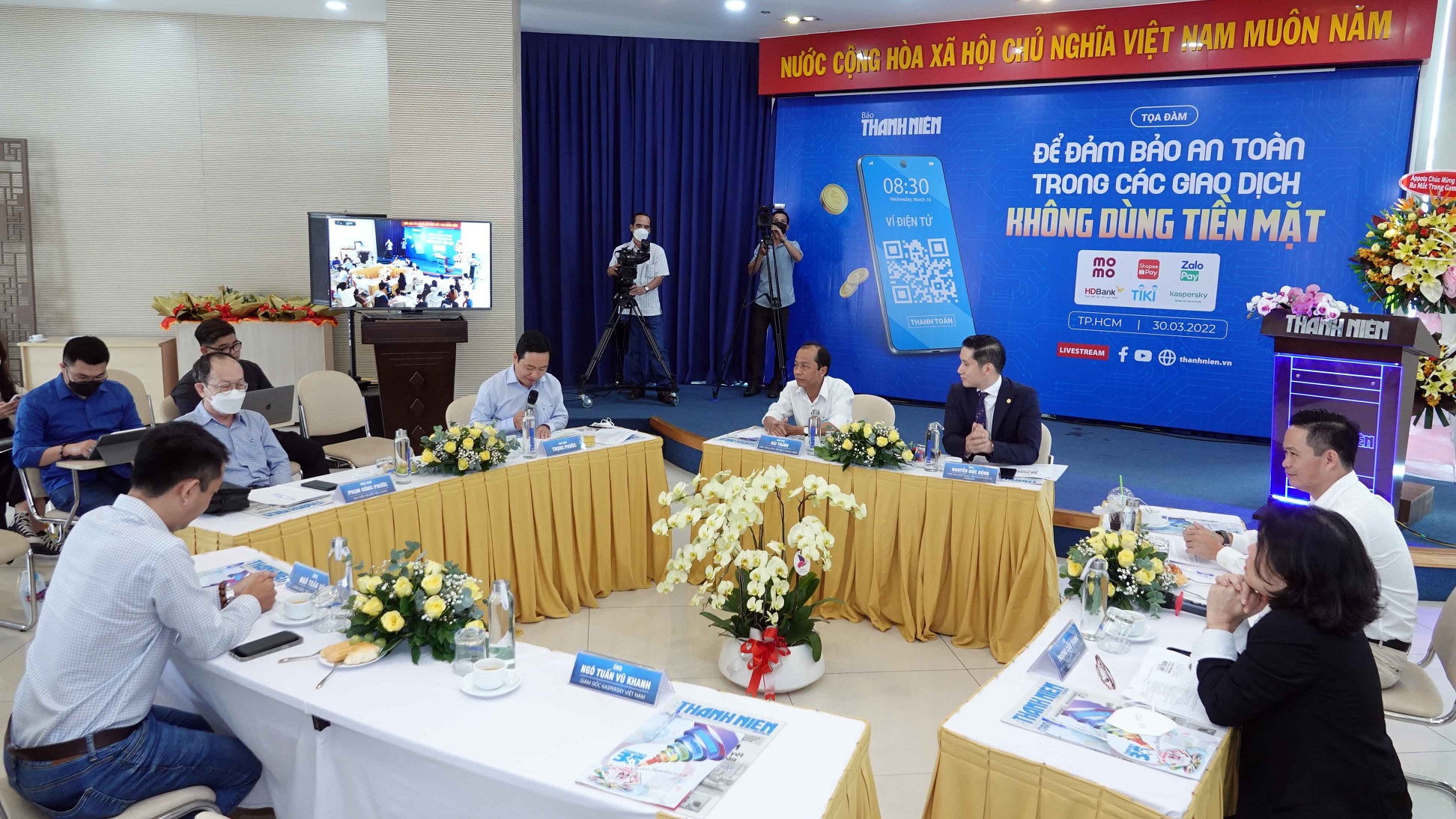 Muốn thúc đẩy giao dịch không tiền mặt phát triển phải đảm bảo được an toàn thanh toán! 7