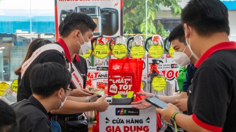 FPT Shop khai trương cửa hàng gia dụng thứ 100, tăng gấp đôi số cửa hàng trong nửa cuối năm 2022 