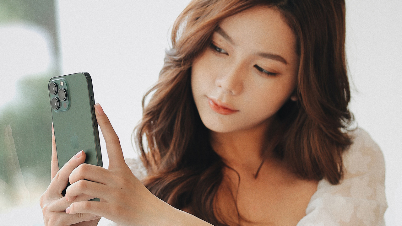 FPT Shop giảm 6 triệu, nhân đôi bảo hành khi đặt trước iPhone 13 series xanh lá mới  9