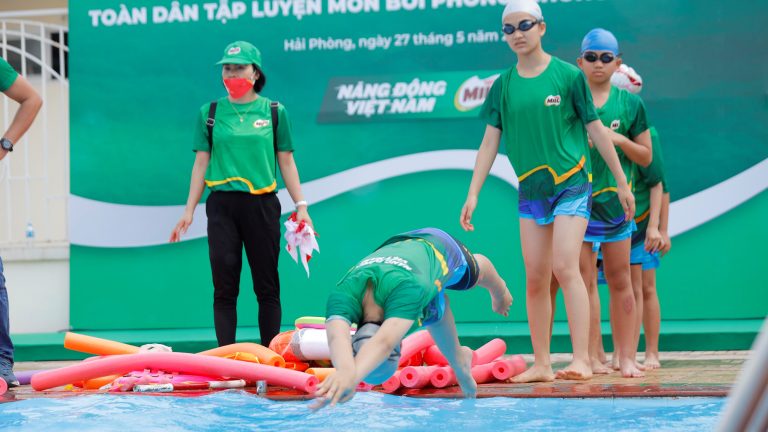 Nestlé MILO đồng hành cùng Tổng cục Thể dục Thể thao phát động toàn dân tập luyện môn bơi và phòng chống đuối nước