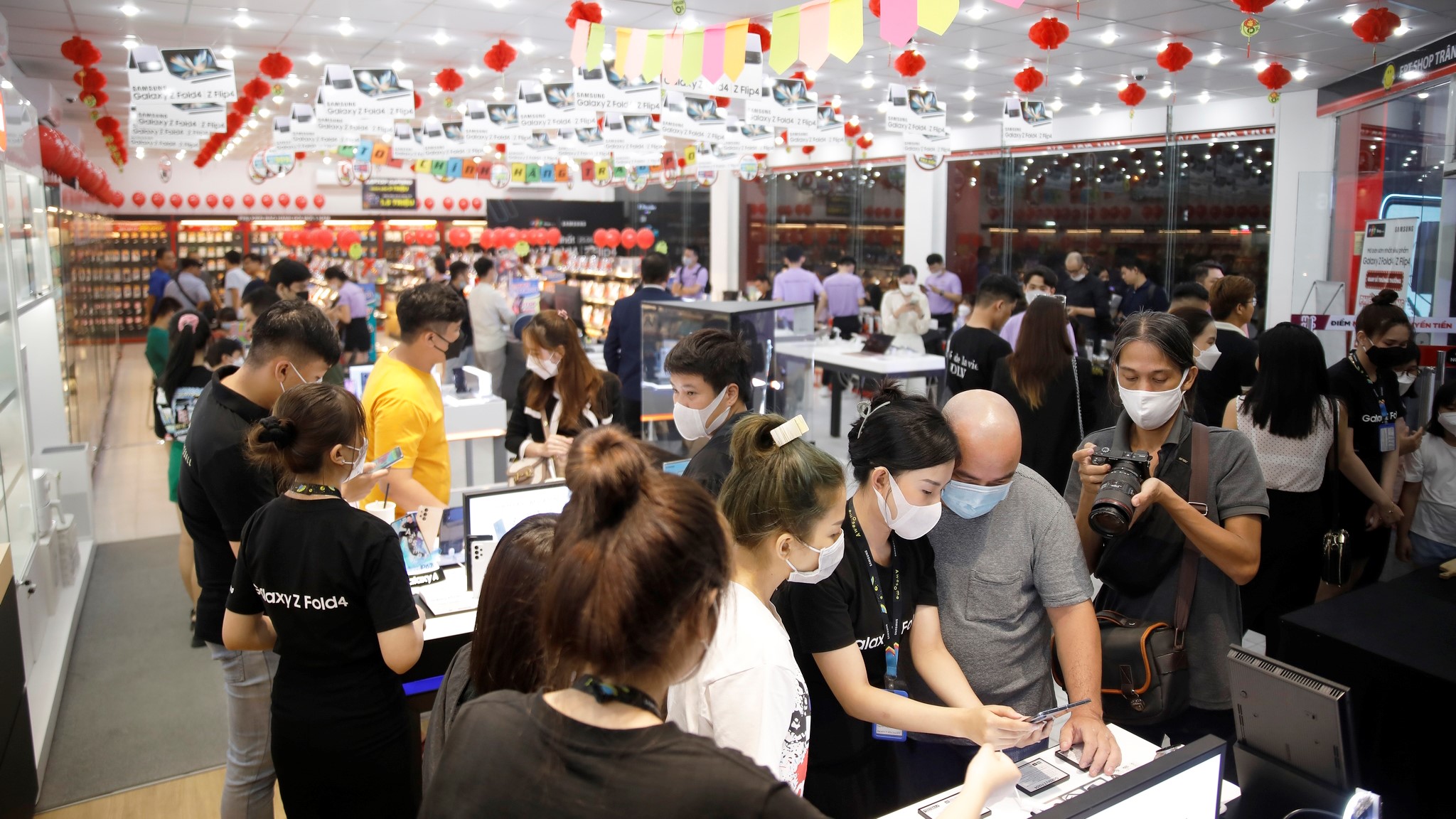 FPT Shop mở bán Galaxy Z Fold4 | Z Flip4 sớm nhất tại Việt Nam 7