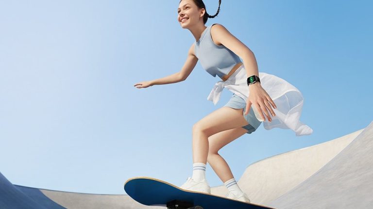 Đồng hồ thông minh Amazfit GTS 4 Mini: Nhỏ gọn, theo dõi sức khỏe chuyên nghiệp, giá từ 2.59 triệu đồng