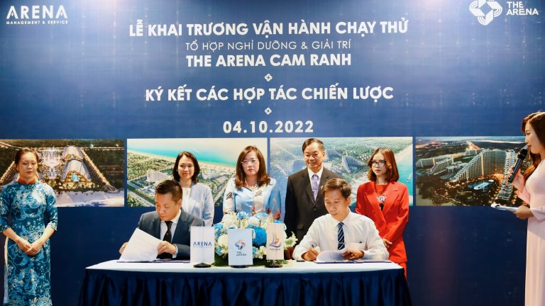 AMS ký kết hợp tác với Sở Du lịch tỉnh Khánh Hòa, chính thức tiếp nhận vận hành tổ hợp nghỉ dưỡng và giải trí the ARENA
