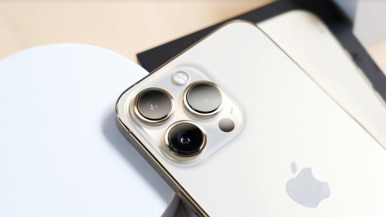 Top smartphone bán chạy nhất quý 3/2022: iPhone 13 Pro Max tiếp tục đứng đầu doanh số