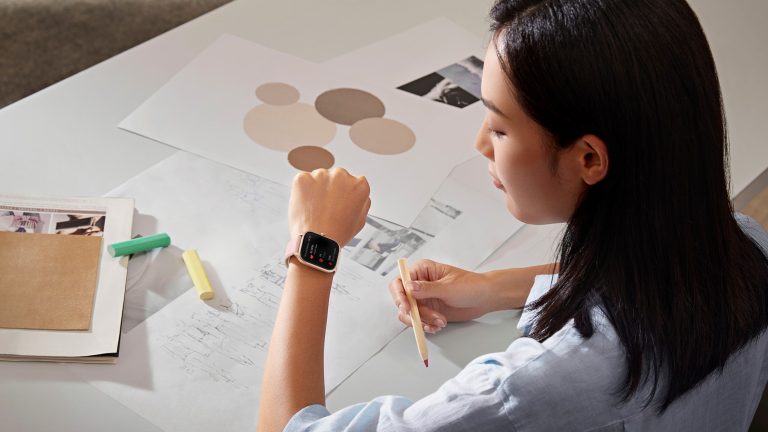Đồng hồ thông minh Amazfit GTS 4 và GTR 4 ra mắt, giá 4.99 triệu đồng