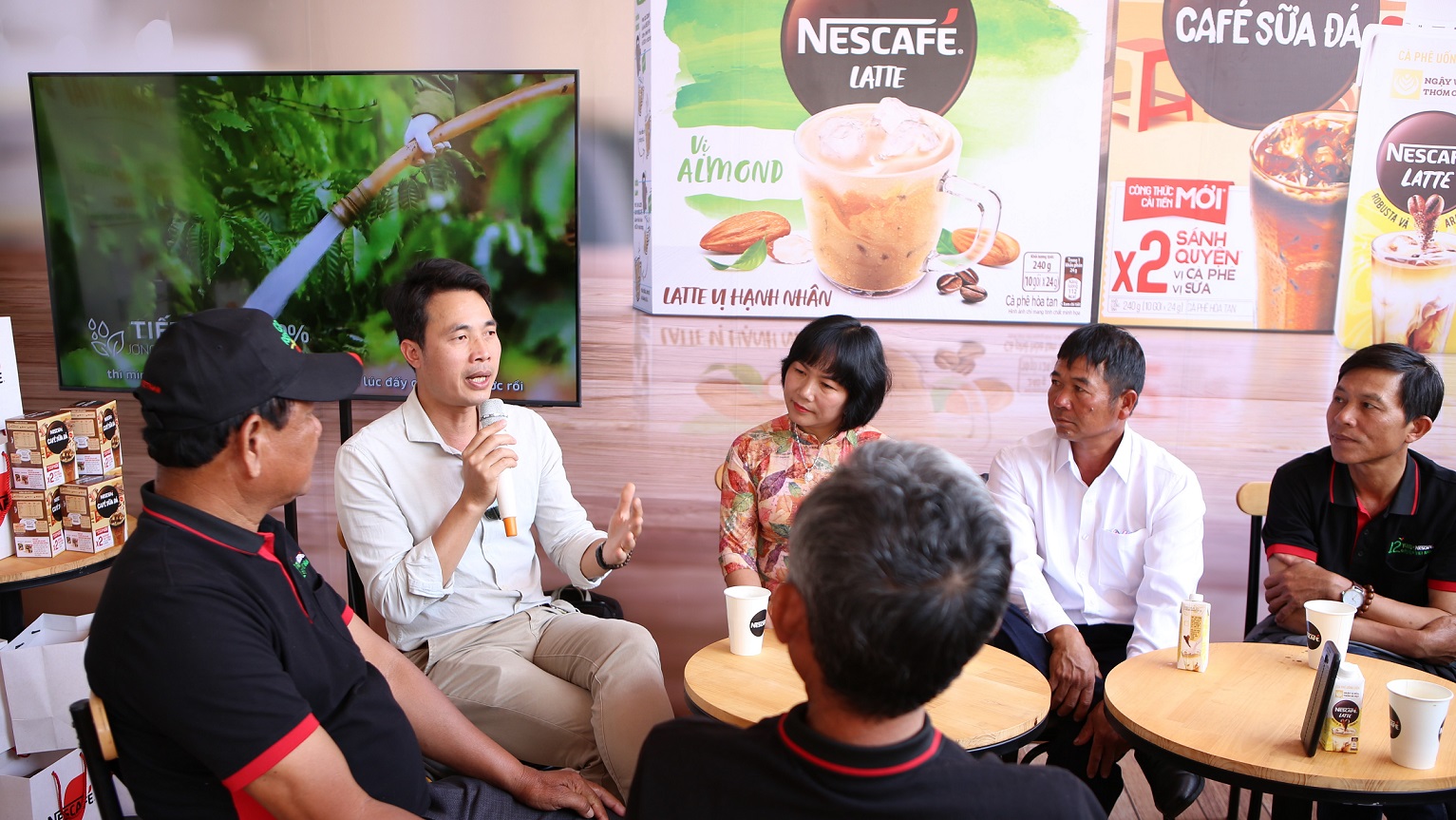 Hành trình từ hạt cà phê trên nông trại đến ly NESCAFÉ cho người yêu cà phê Việt 14