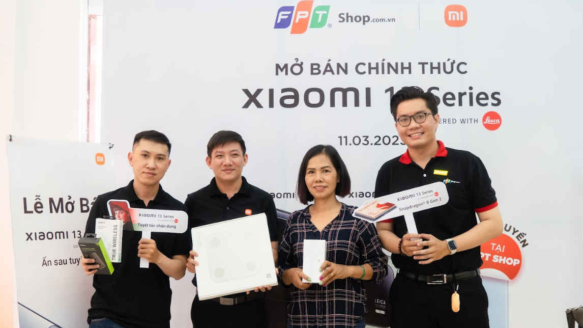 FPT Shop trả hàng Xiaomi 13 Series cho khách đặt mua trước 3