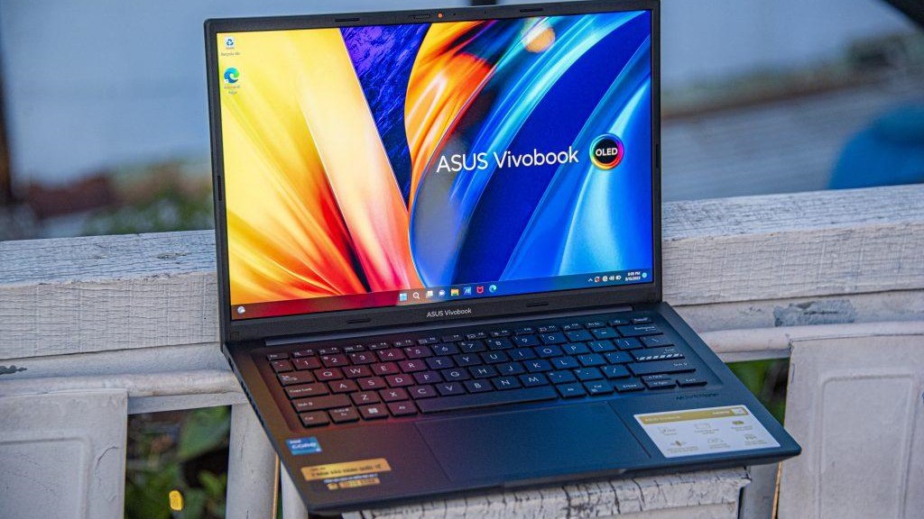 Đánh giá nhanh hai chiếc laptop ASUS Zenbook 14 OLED và ASUS Vivobook 14 OLED vừa ra mắt 26