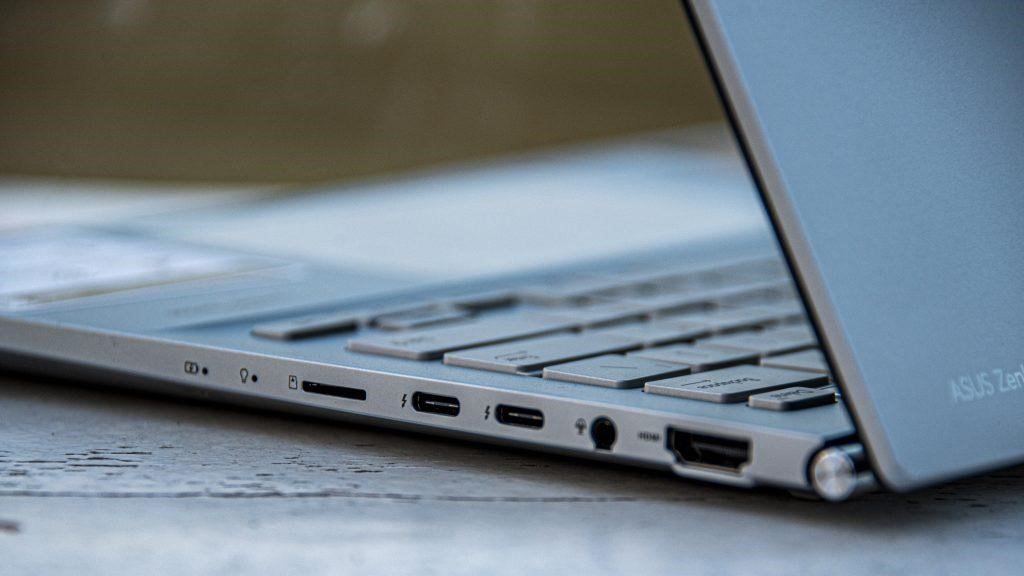 Đánh giá nhanh hai chiếc laptop ASUS Zenbook 14 OLED và ASUS Vivobook 14 OLED vừa ra mắt 36