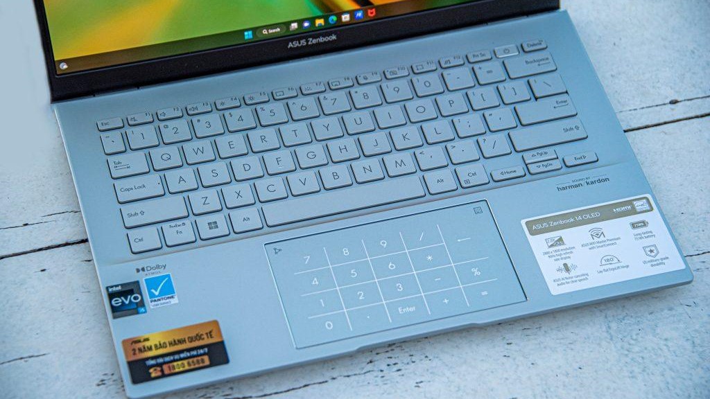 Đánh giá nhanh hai chiếc laptop ASUS Zenbook 14 OLED và ASUS Vivobook 14 OLED vừa ra mắt 33
