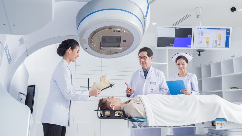 Prudential hợp tác BDMS cung cấp cho khách hàng cơ hội tiếp cận dịch vụ điều trị ung thư vú chất lượng cao