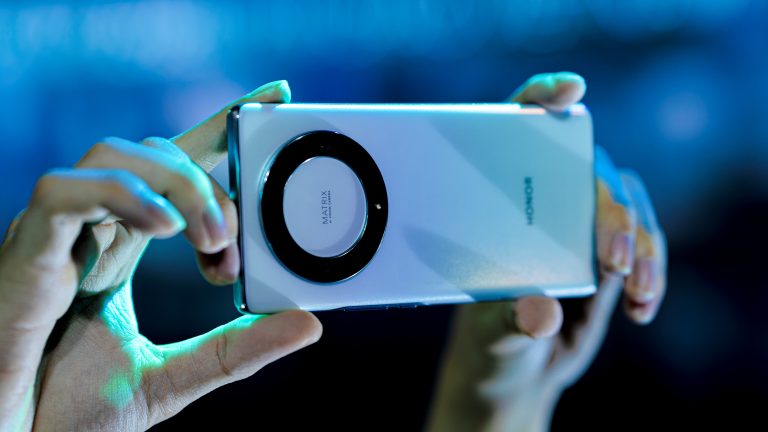 HONOR đánh dấu sự trở lại Việt Nam với dòng điện thoại HONOR X-series đầy ấn tượng