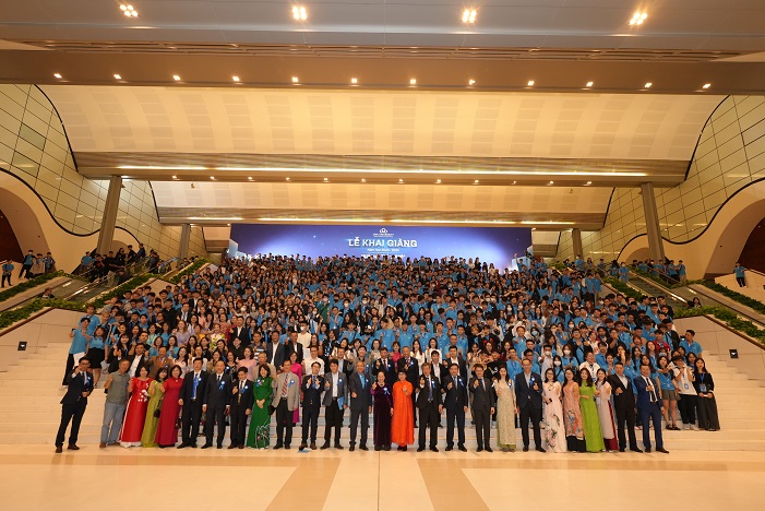 Trường Đại học CMC khai giảng năm học mới, chào đón 1.000 tân sinh viên 9