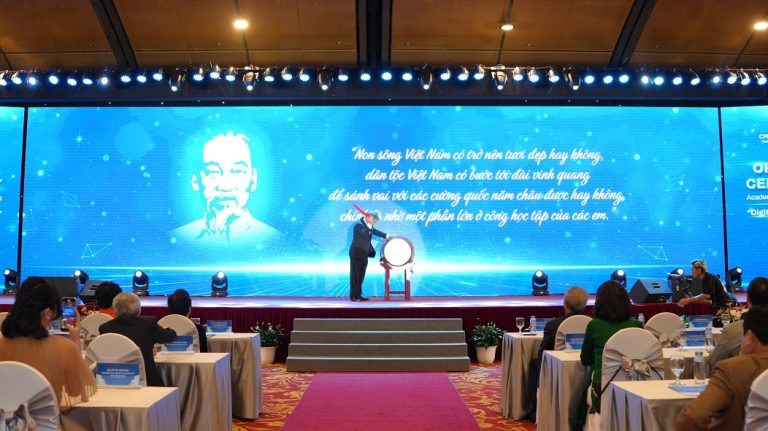 Trường Đại học CMC khai giảng năm học mới, chào đón 1.000 tân sinh viên