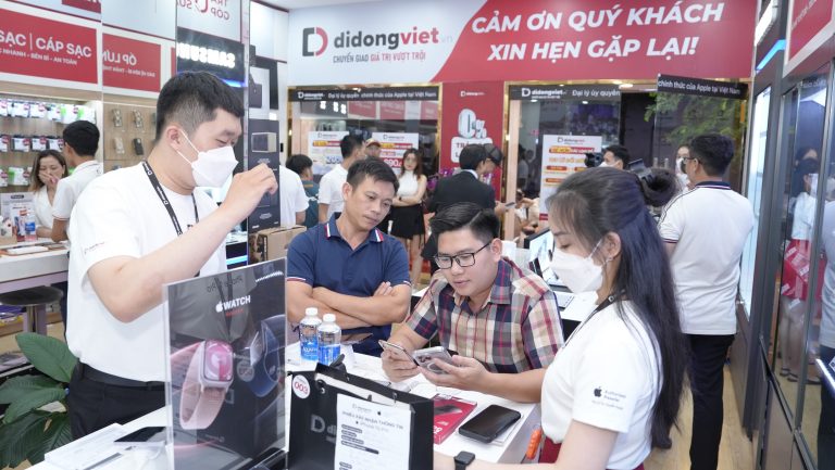 “Chỉ thở thôi”, Di Động Việt cũng liên tục tăng trưởng doanh số