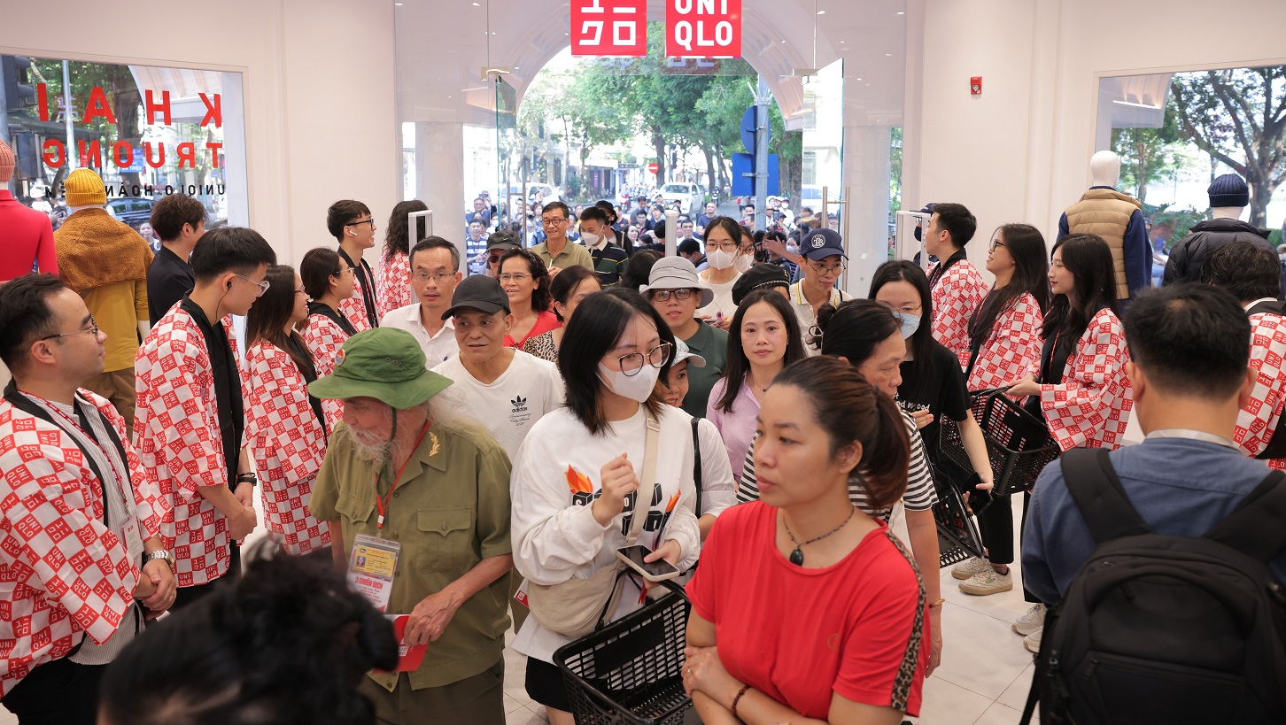 Chính thức khai trương cửa hàng UNIQLO Hoàn Kiếm 7