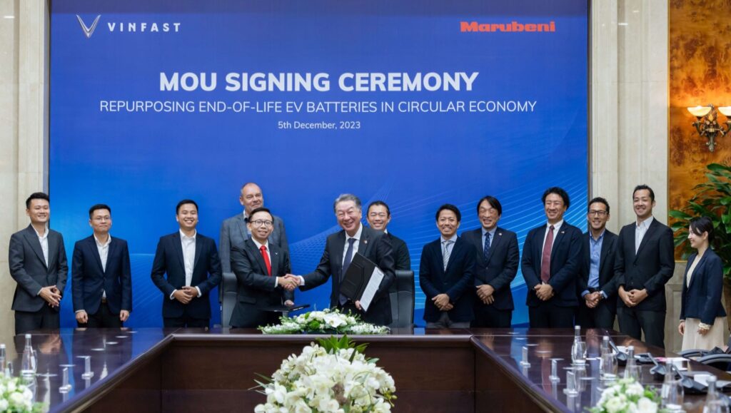 VinFast và Marubeni hợp tác tái sử dụng pin xe điện