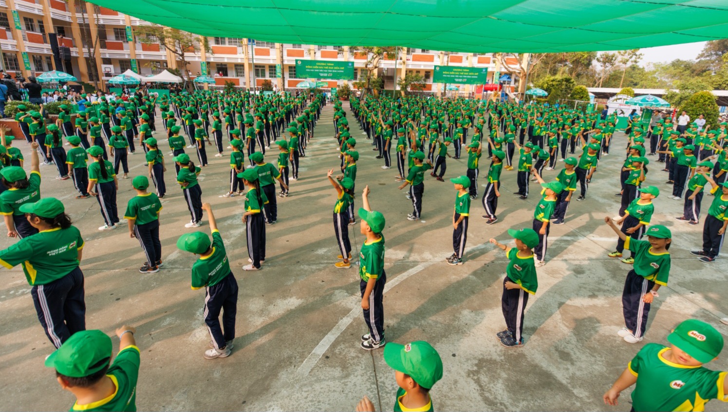 11.032 học sinh lập kỷ lục Việt Nam 10