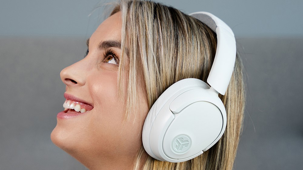 JLab giới thiệu tai nghe chụp tai không dây cao cấp đầu tiên JBuds Lux ANC 8