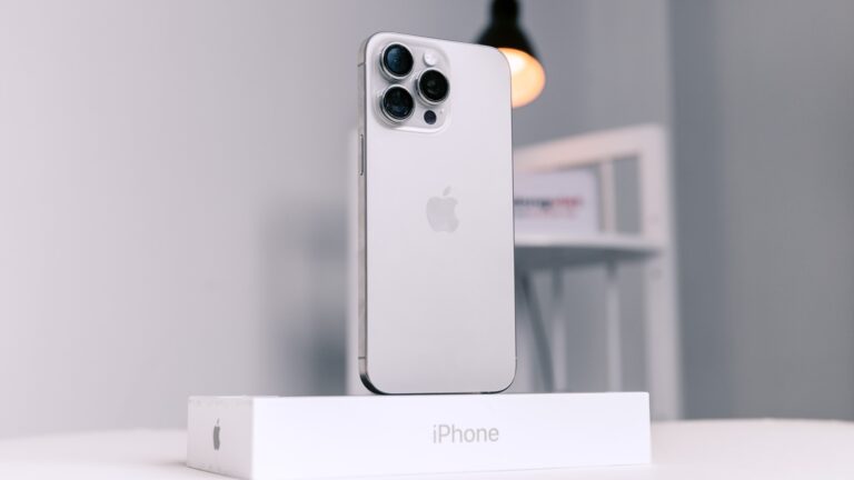 Trả góp iPhone 15 trở thành xu hướng mua sắm cuối năm nhờ nhiều ưu đãi hấp dẫn