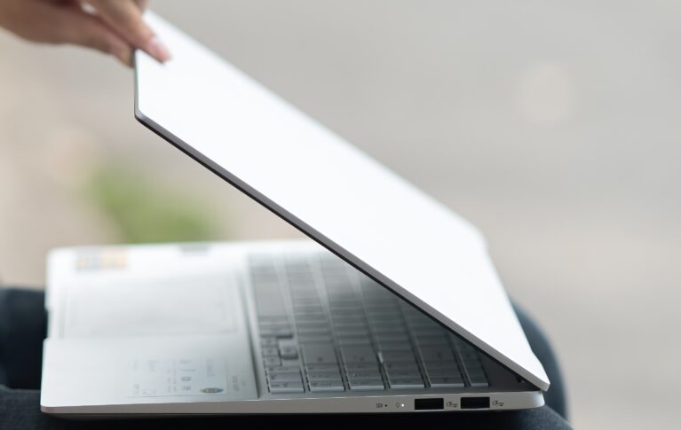 Đánh giá Vivobook S 15 (S5507) – Laptop đạt chuẩn Copilot+ PC đầu tiên của Asus
