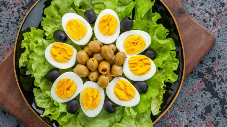 Bị ung thư ăn trứng được không?