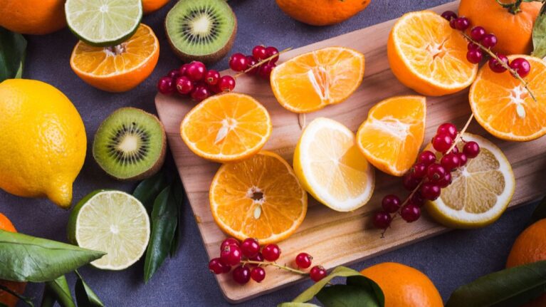 Trái cây giàu vitamin C và những lưu ý khi sử dụng